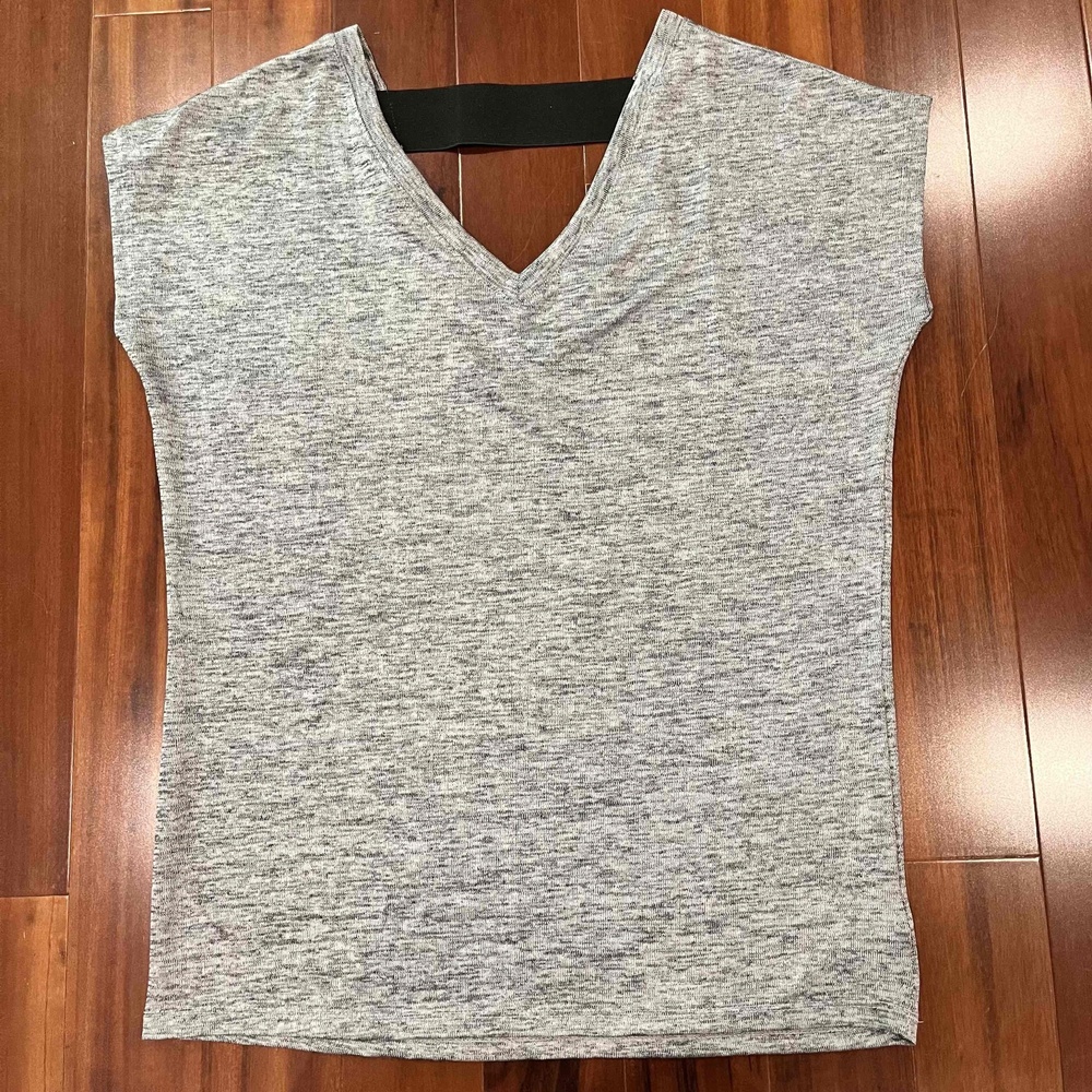 Stella & Dot Gray‎ Sleeveless TShirt Top Shimmer V Neck Heathered Metallic Sz L